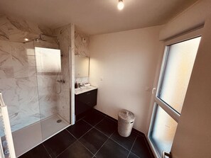 Haartrockner, Handtücher