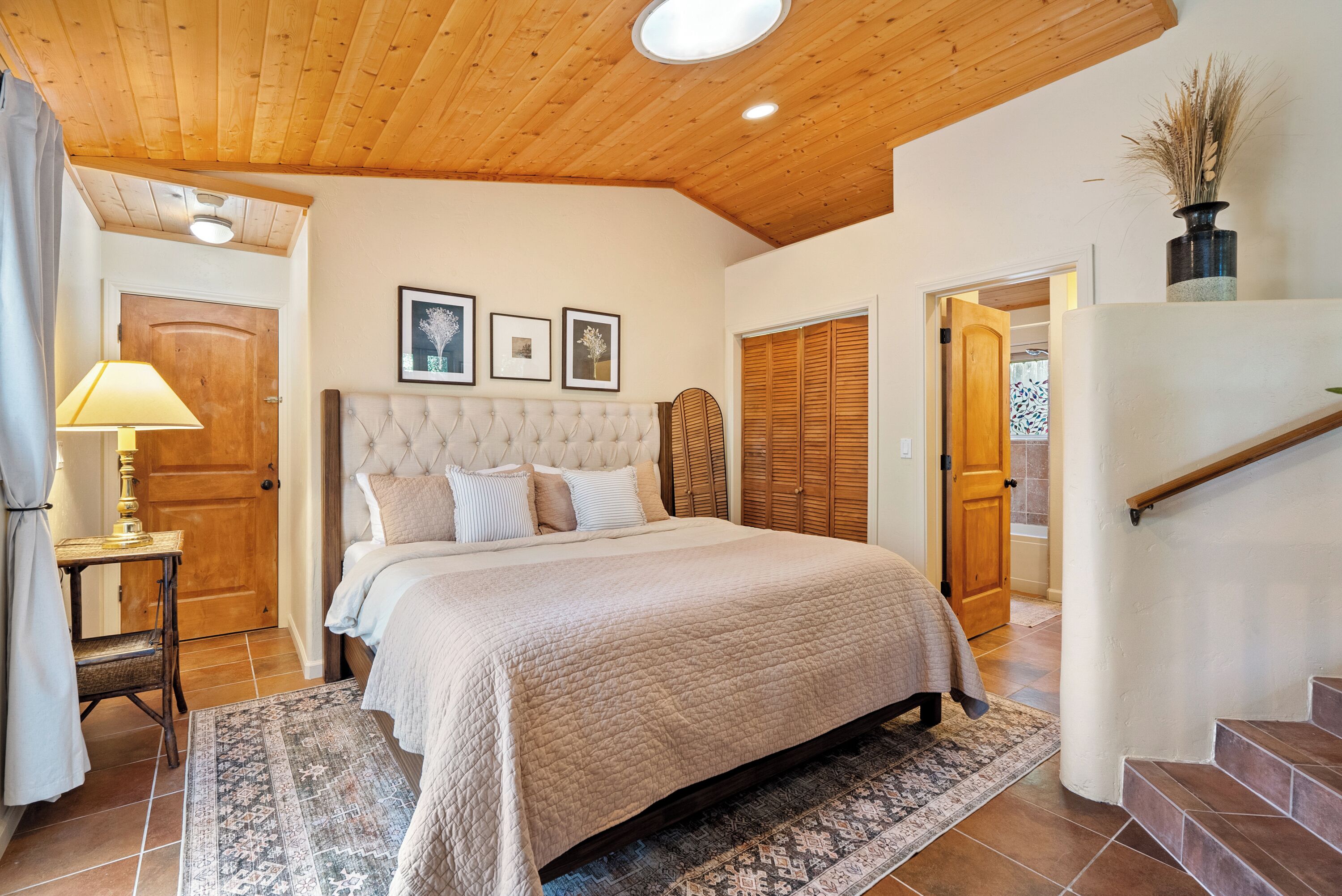1 quarto, berço de viagem, Wi-Fi de cortesia, roupa de cama
