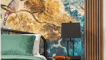 3 Schlafzimmer, Schreibtisch, Bügeleisen/Bügelbrett, Reisekinderbett