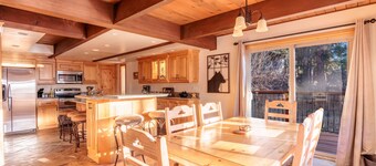 New! Bearadise ~ Alpine Ridge Retreat Cabin