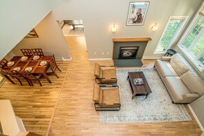 Smart TV, fireplace, books