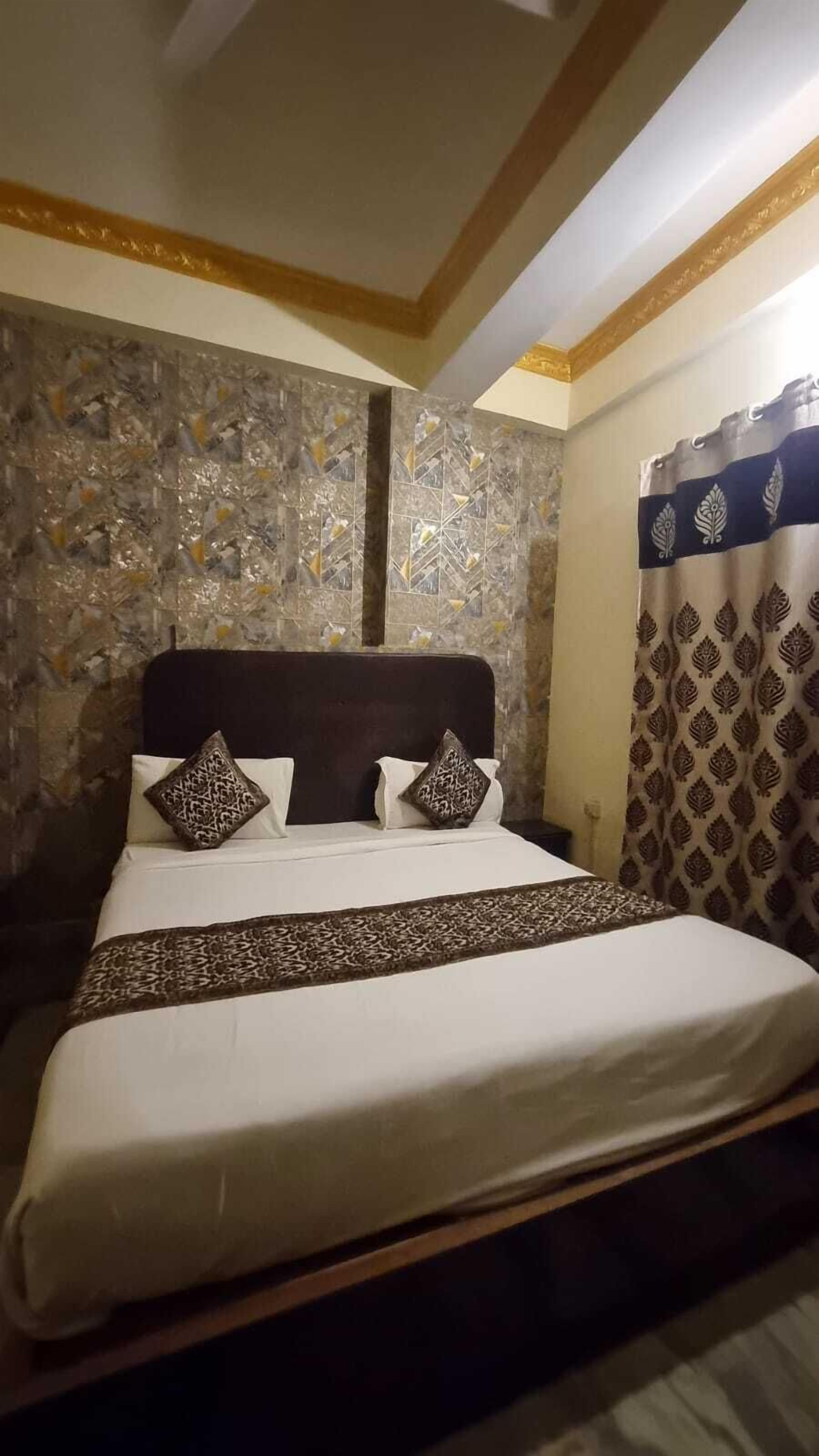 Deluxe Room | Free WiFi