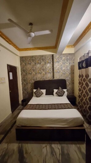 Deluxe Room | Free WiFi