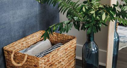 Light & Cozy Oasis 3BR Private Pool & Hot Tub Jacksonville