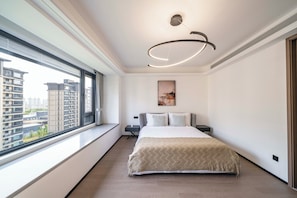 Superior Apartment, 3 Bedrooms, Balcony, City View | Free WiFi