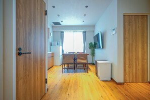 Classic Room | Living area - NAKANO WORLD HOTEL (Tokyo)