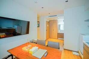 Classic Room | Living area - NAKANO WORLD HOTEL (Tokyo)