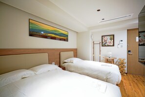 Business Room | Desk, free WiFi, bed sheets - NAKANO WORLD HOTEL (Tokyo)