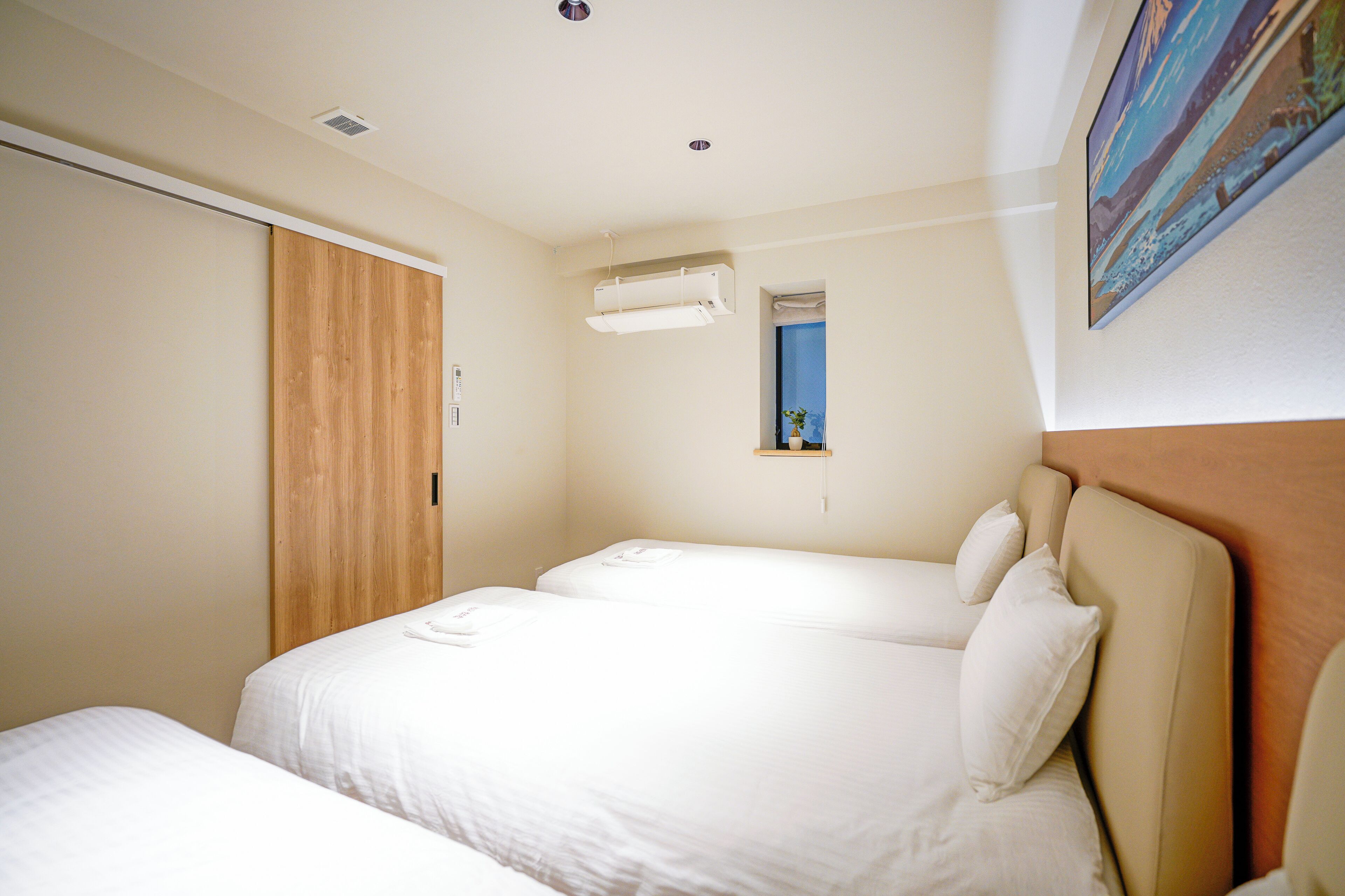 Basic Triple Room, 3 Single Beds, Non Smoking, Private Bathroom | Free WiFi
