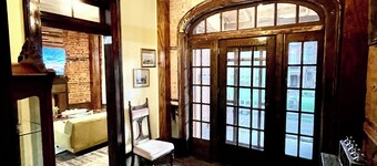 The Ginocchio Meyer Home!