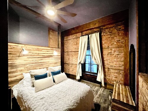 The Ginocchio Meyer Home!