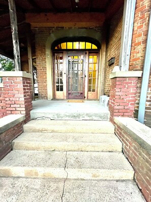 Exterior detail - The Ginocchio Meyer Home! (Marshall)