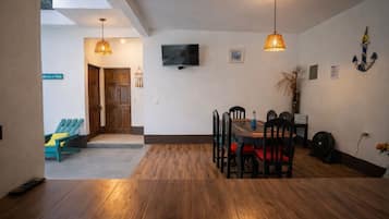 Exclusive-chalet, 2 makuuhuonetta | Ruokasali