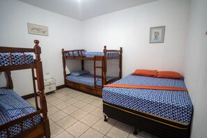 Exclusive Chalet, 2 Bedrooms | Free WiFi - Residencia privada y con hermosa piscina (Monterrico)