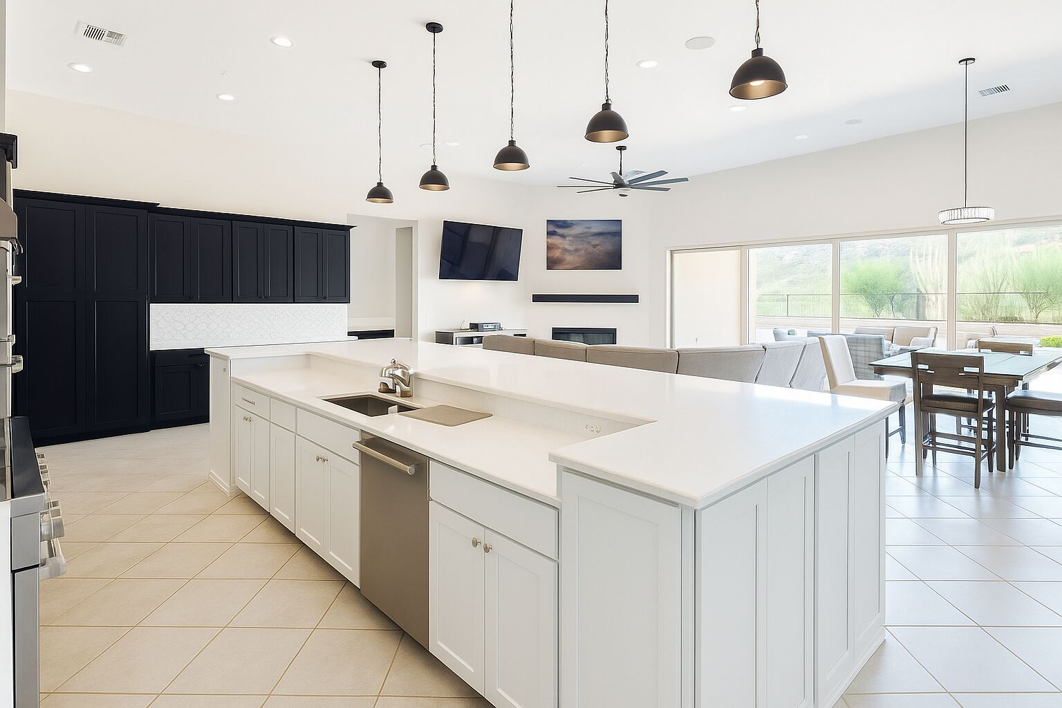 ميكروويف، فرن، موقد طهي مسطح، غسالة أطباق