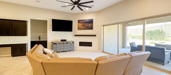 Spacious 5-bedroom house in beautiful Dove Mountain