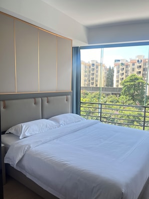 Business Double Room, City View