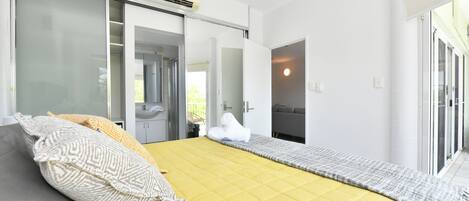 3 chambres, fer et planche Ă repasser, Wi-Fi, draps fournis