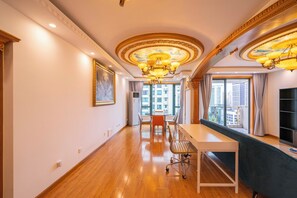 Superior Apartment, 2 Bedrooms, Kitchen, City View | Living room - Tyms Xujiahui Premium 2BR APT Metro (Shanghai)