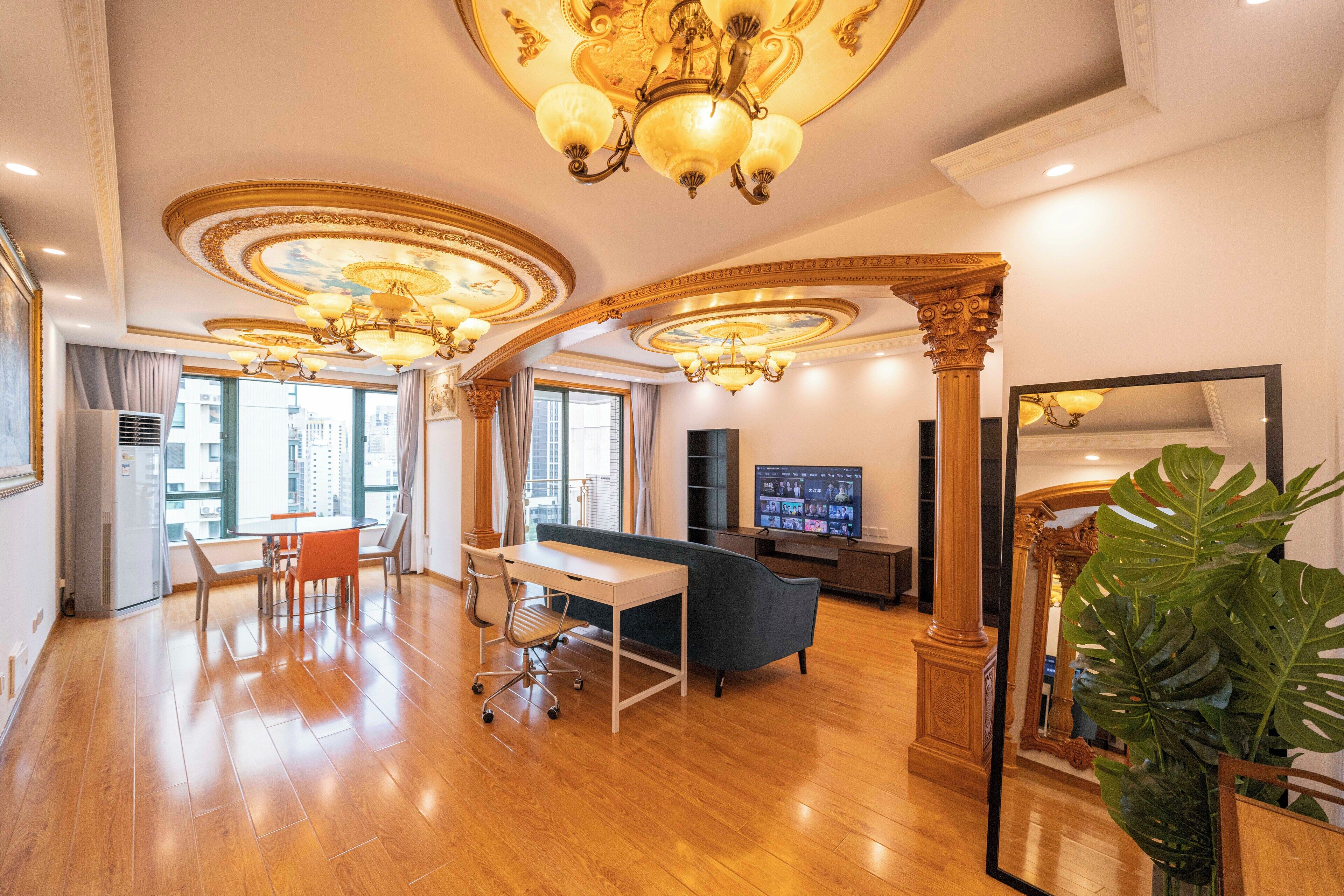 Superior Apartment, 2 Bedrooms, Kitchen, City View | Living room | 55-inch Smart TV with cable channels