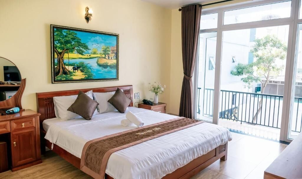 Basic Double Room, Balcony, City View | Desk, iron/ironing board, free WiFi