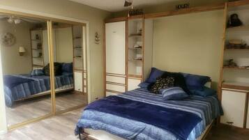 3 Schlafzimmer, Bügeleisen/Bügelbrett, WLAN, Bettwäsche