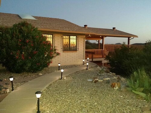 Spacious Tombstone Oasis - Indoor Pool, Hot Tub, Clubhouse Bar, Sauna, and More!