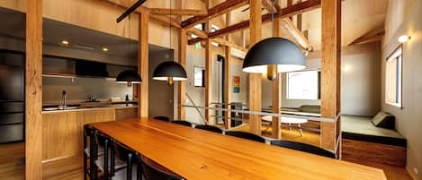 Chalet, uitzicht op bergen | Een bureau, gratis wifi