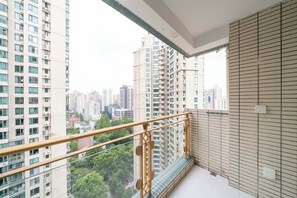 Exterior - Tyms Xujiahui Modern 2BR APT  (Shanghai)