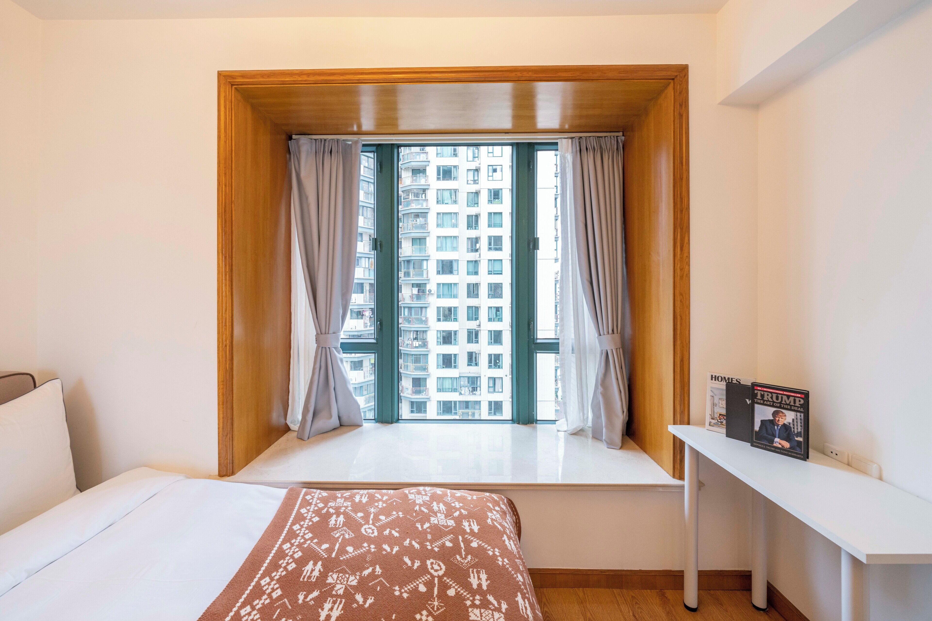 Superior-huoneisto, 1 makuuhuone, keittiö, kaupunkinäköala | Näkymä huoneesta