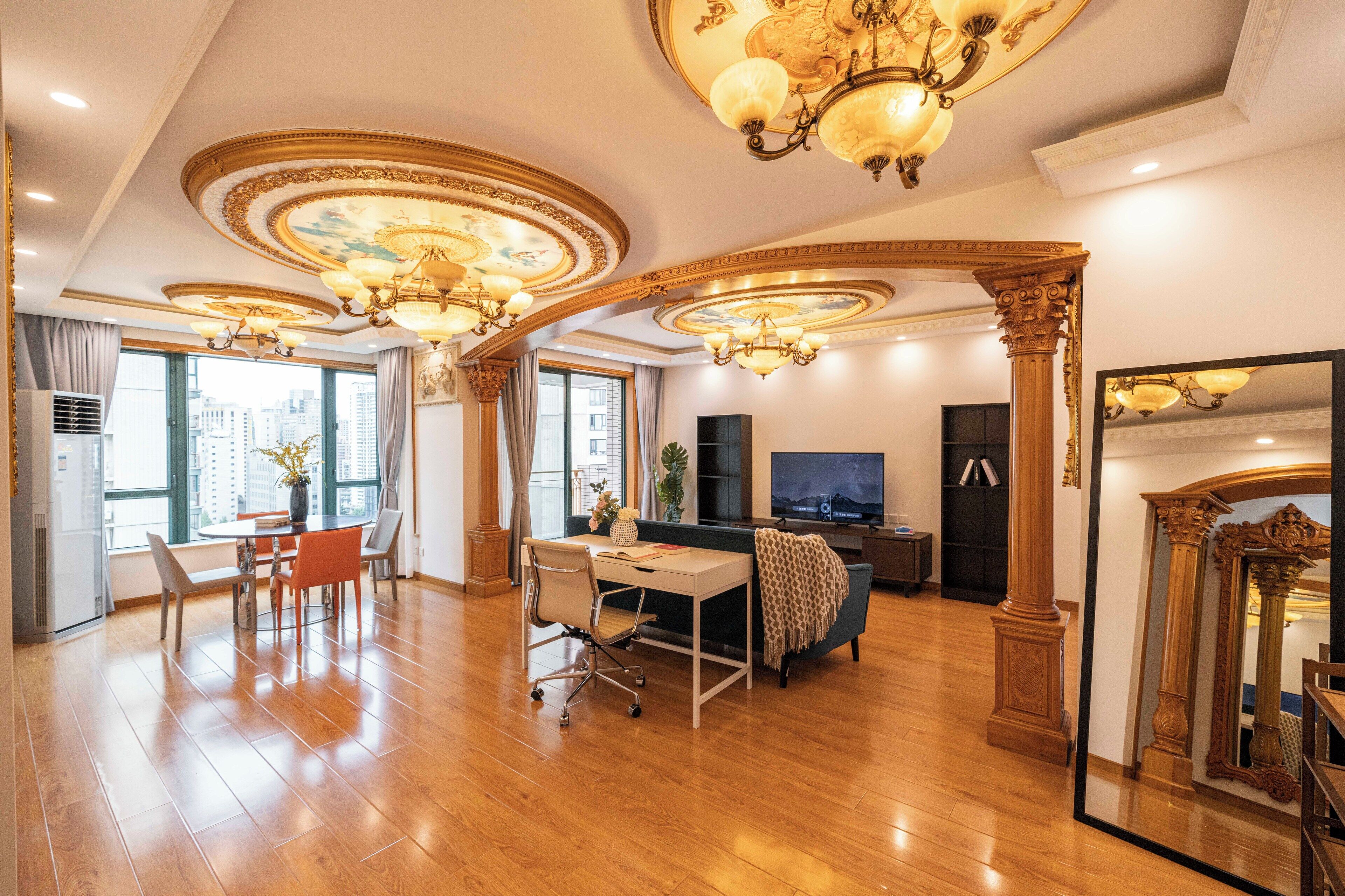 Superior Apartment, 1 Bedroom, Kitchen, City View | Living room | 55-inch Smart TV with cable channels