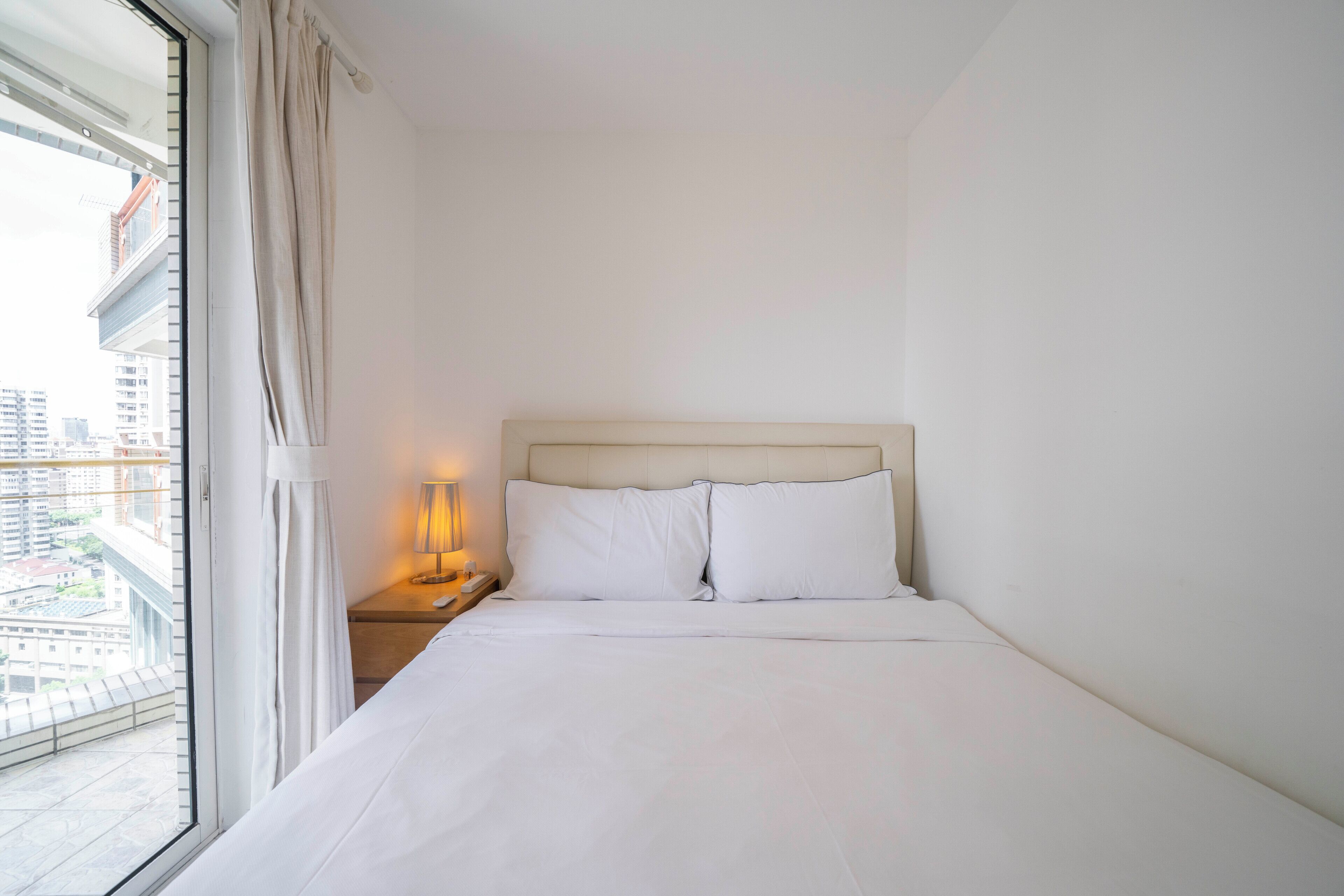 مكواة/لوح كي وواي فاي مجانًا