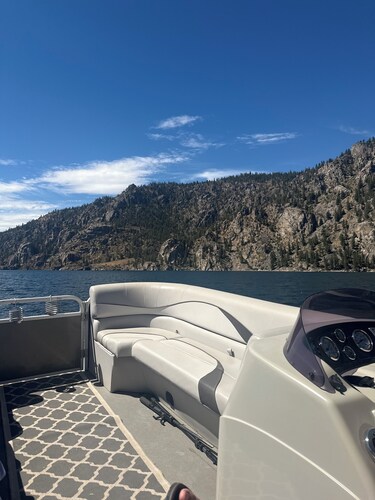 Lakeview Getaway, very close to Marina, Boating, Fishing & Wildlife Paradise!