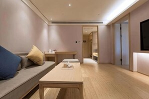 Living area - Starway Hotel (Wutai Mountain) (Wutai)