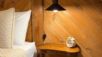 1 chambre, fer et planche à repasser, accès au Wi-Fi (inclus)