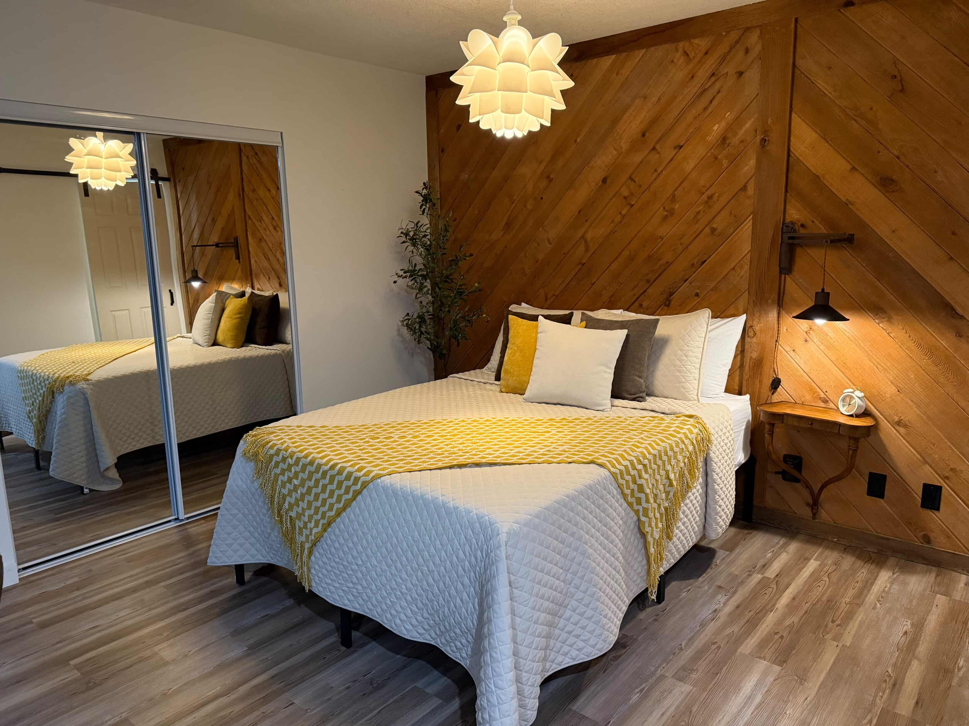 1 室のベッドルーム、アイロン / アイロン台、WiFi (無料)、ベッドシーツ