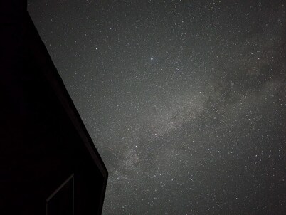 Dark Sky Cabin – Hunter's Paradise - Cozy Retreat with Wi-Fi & Fire Pit