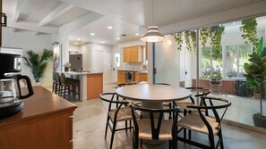 Dining - Pool | Spa | Sauna | Fire pit | Mid Century Modern (Yucca Valley)