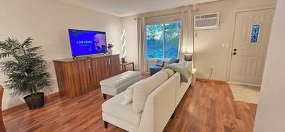 Downtown Chanhassen Townhome - 3 bedrooms
