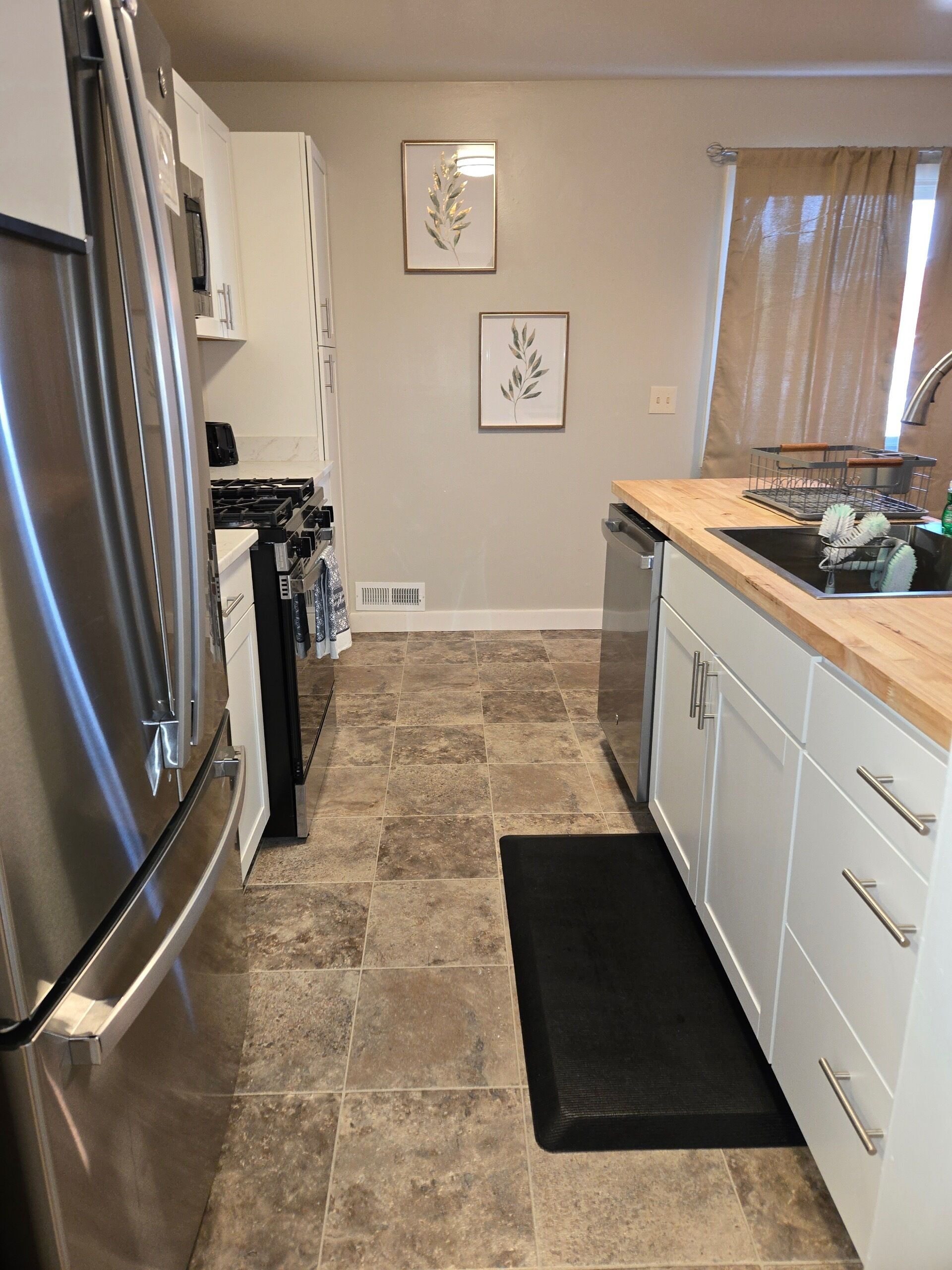 Mikrowelle, Ofen, Herdplatte, Geschirrspüler