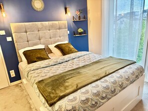 4 bedrooms, Internet, bed sheets