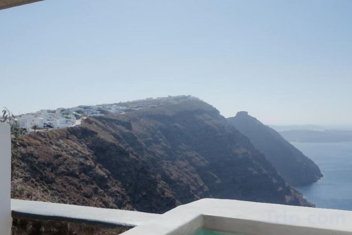 Bañera de hidromasaje al aire libre