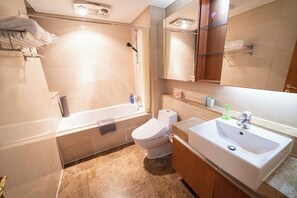 Superior Apartment, 2 Bedrooms, City View | Bathroom | Slippers