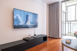 Living room - Tyms 2BR APT Hongqiao Bella Vita (Shanghai)