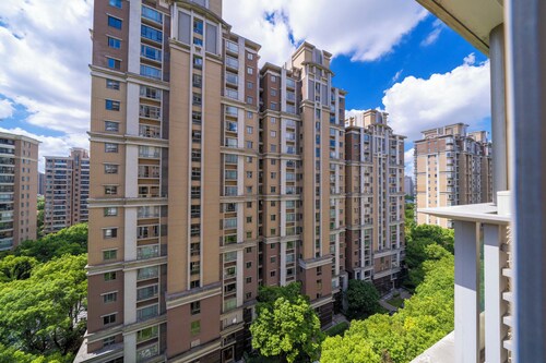 Tyms 2BR APT Hongqiao Bella Vita