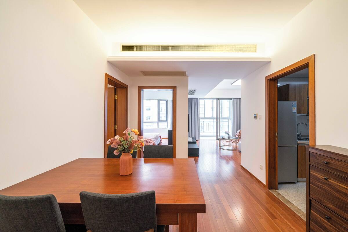 Superior Apartment, 2 Bedrooms, City View | Living room