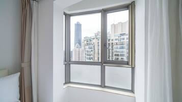 Apartment, 3 Bedrooms, Balcony, City View