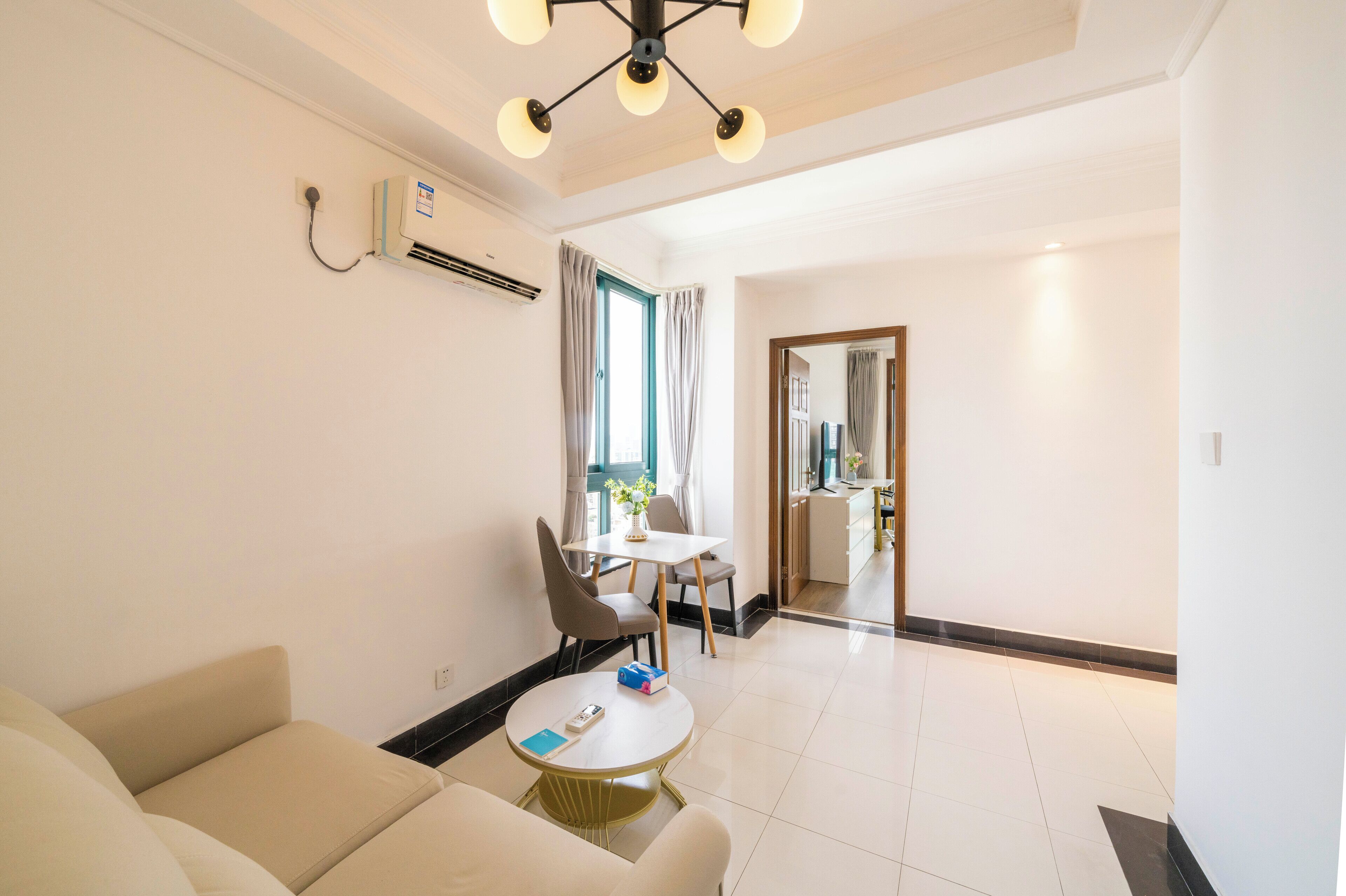 Superior Apartment, 1 Bedroom, Kitchen, City View | Living room