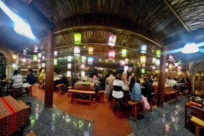 Exterior - O'Chau Meo Vac Homestay Ha Giang (Pa Vi)