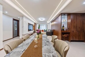 Room - My Heart Returns · Zhangjiajie Zero-Pressure Luxury Dream Apartment (Zhangjiajie)